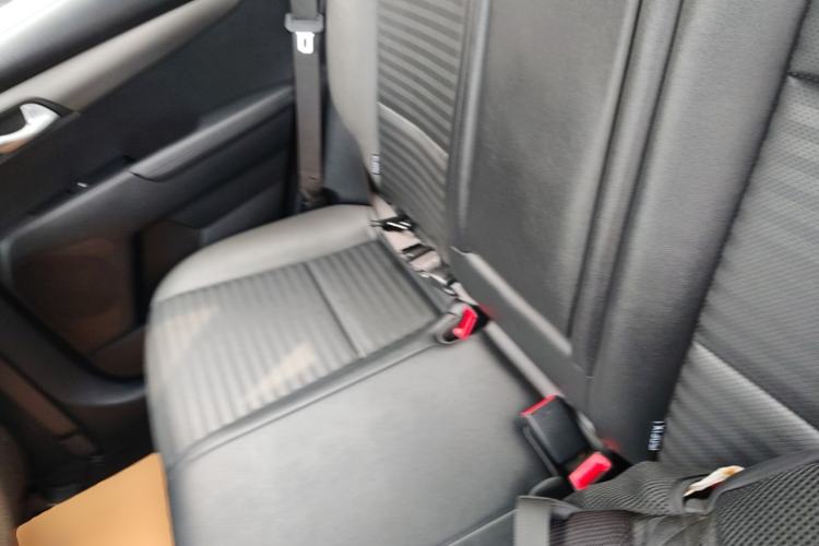 Used Kia Sportage R 2018 2.0L Automatic Smart Luxury Version China V Standard Left Rear Seat