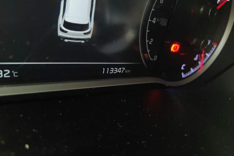 Used Kia Sportage R 2018 2.0L Automatic Smart Luxury Version China V Standard Odometer Close Up