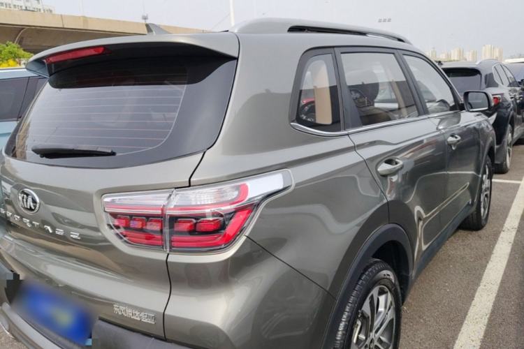 Used Kia Sportage R 2018 2.0L Automatic Smart Luxury Version China V Standard Rear Right 45 Deg