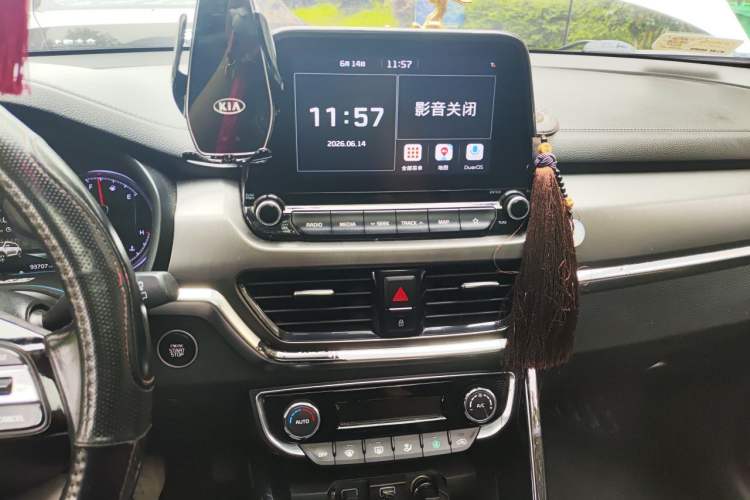 Used Kia Sportage R 2018 2.0L Automatic Smart Luxury Version China V Standard Audio And AC Panel