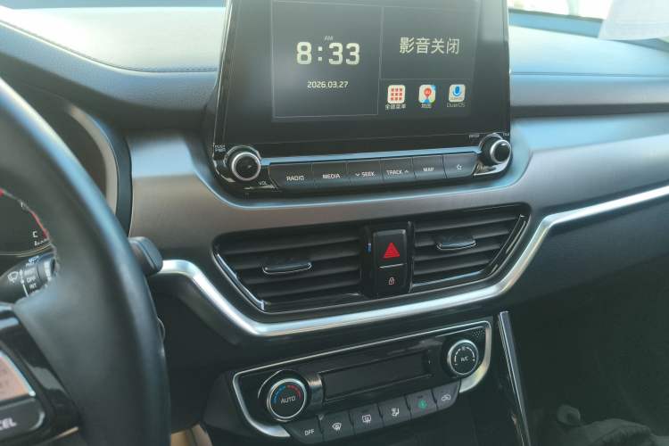 Used Kia Sportage R 2018 2.0L Automatic Smart Luxury Version China V Standard Audio And AC Panel