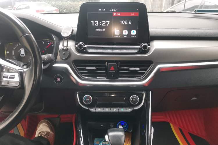 Used Kia Sportage R 2018 2.0L Automatic Smart Luxury Version China V Standard Audio And AC Panel
