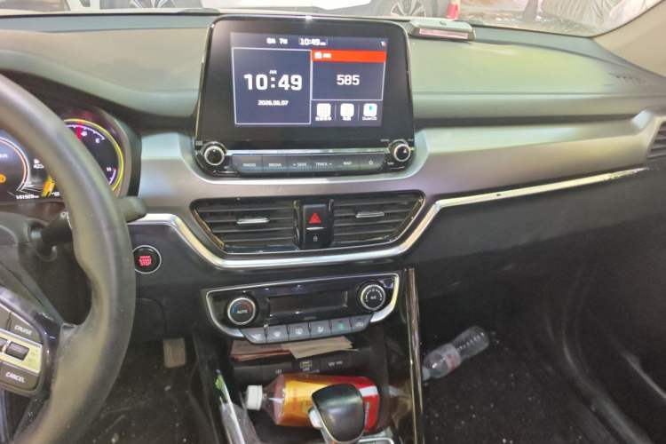 Used Kia Sportage R 2018 2.0L Automatic Smart Luxury Version China V Standard Audio And AC Panel
