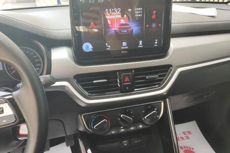Used Kia Sportage R 2018 2.0L Manual Fashion Edition China V Standard Audio And AC Panel