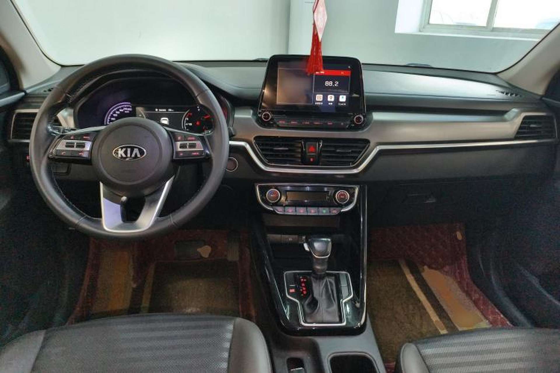 Used Kia Sportage R 2018 2.0L Automatic Smart Luxury Version China V Standard Center Console