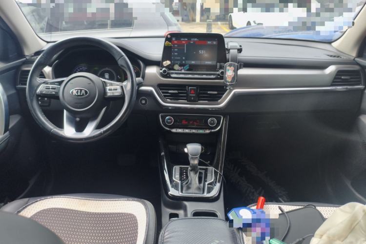 Used Kia Sportage R 2018 2.0L Automatic Smart Luxury Version China V Standard Center Console