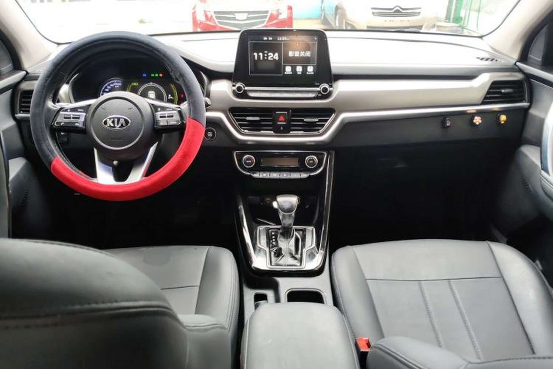 Used Kia Sportage R 2018 2.0L Automatic Smart Luxury Version China V Standard Center Console