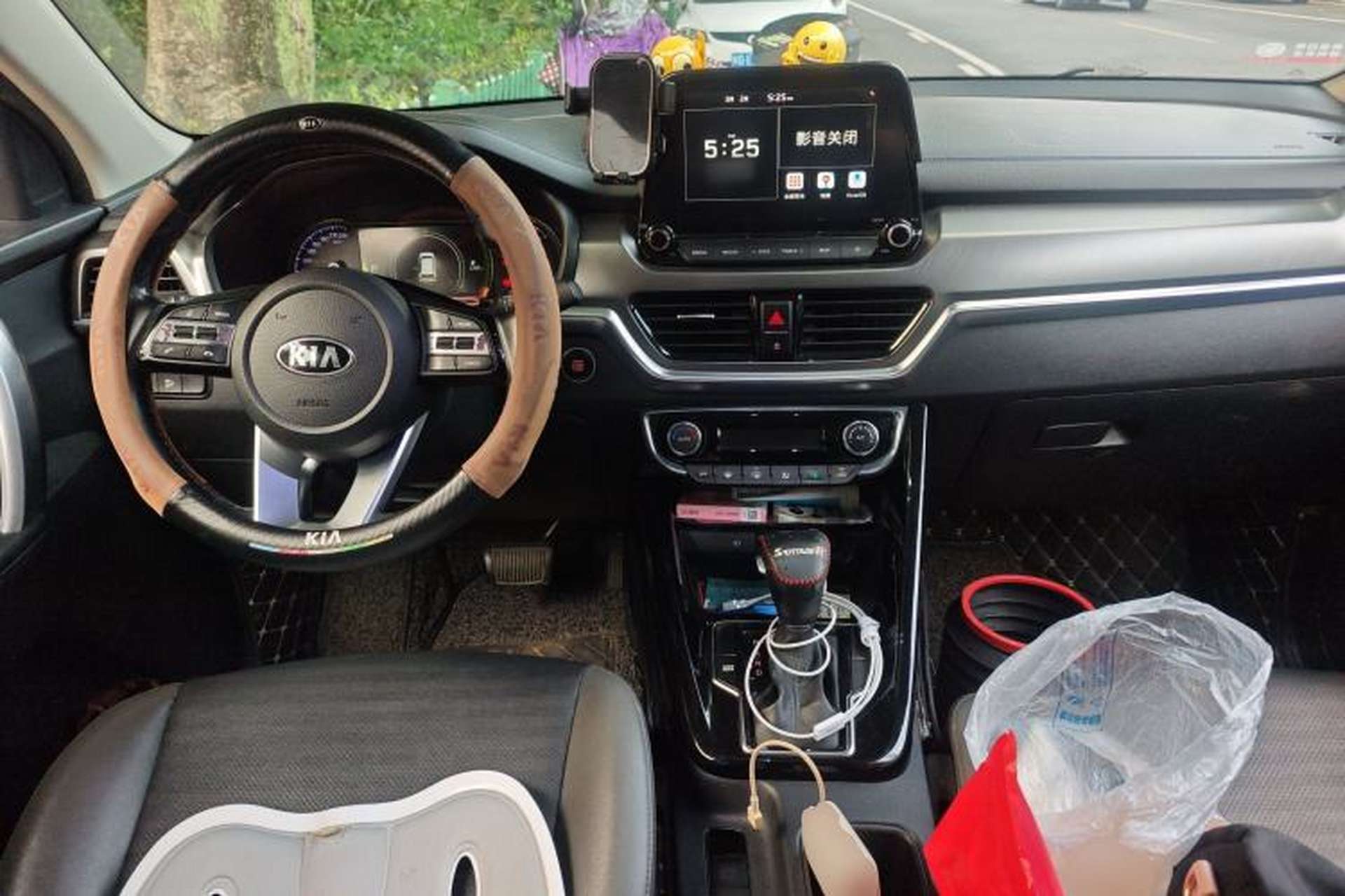 Used Kia Sportage R 2018 2.0L Automatic Smart Luxury Version China V Standard Center Console