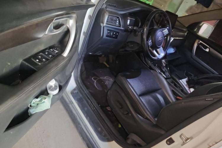 Used Kia Sportage R 2018 2.0L Automatic Smart Luxury Version China V Standard Driver Seat