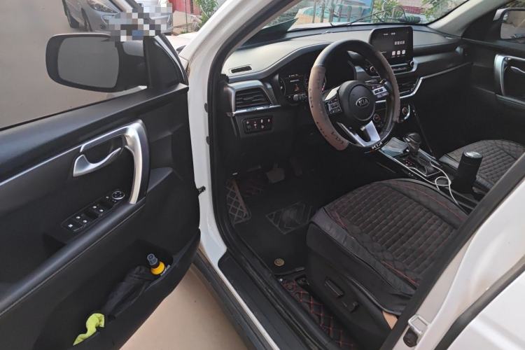 Used Kia Sportage R 2018 2.0L Automatic Smart Luxury Version China V Standard Driver Seat