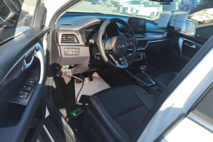 Used Kia Sportage R 2018 2.0L Automatic Smart Luxury Version China V Standard Driver Seat