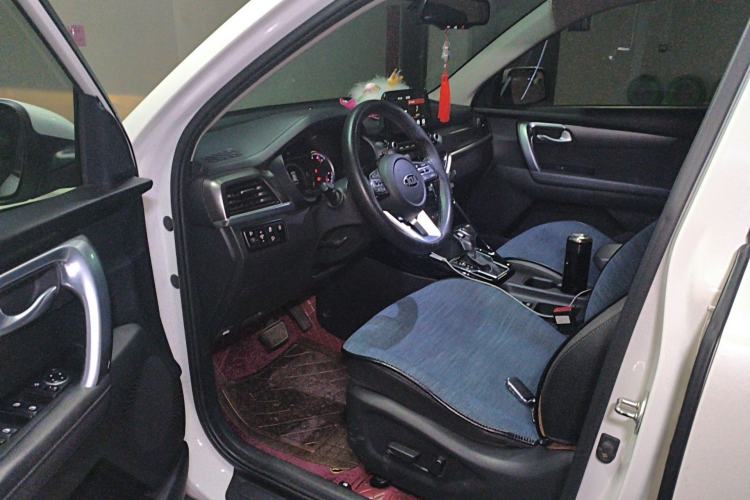 Used Kia Sportage R 2018 2.0L Automatic Smart Luxury Version China V Standard Driver Seat