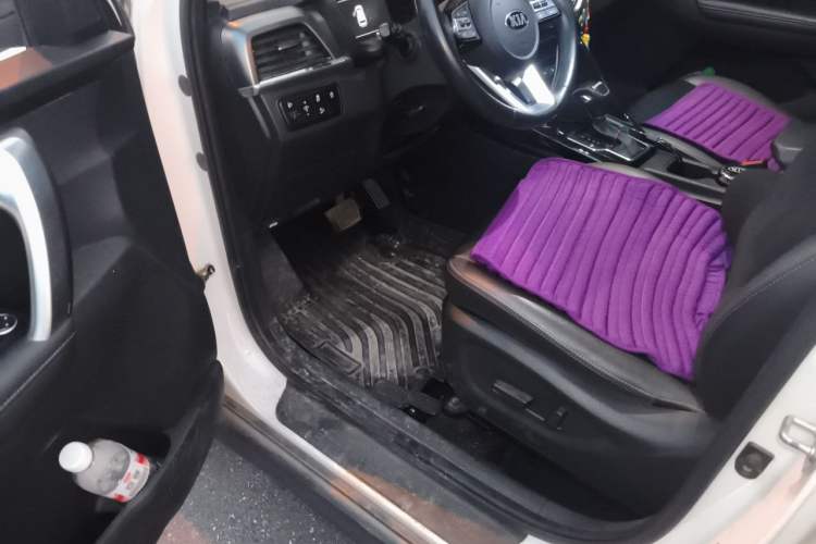 Used Kia Sportage R 2018 2.0L Automatic Smart Luxury Version China V Standard Driver Seat