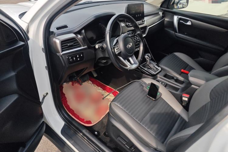 Used Kia Sportage R 2018 2.0L Automatic Smart Luxury Version China V Standard Driver Seat