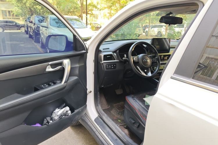 Used Kia Sportage R 2018 2.0L Automatic Smart Luxury Version China V Standard Driver Seat
