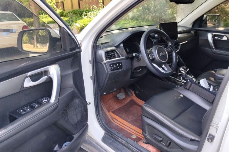 Used Kia Sportage R 2018 2.0L Automatic Smart Luxury Version China V Standard Driver Seat