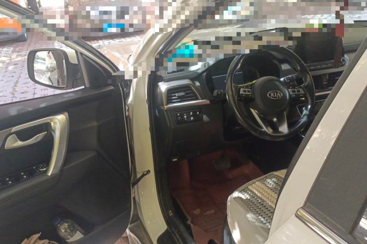 Used Kia Sportage R 2018 2.0L Automatic Smart Luxury Version China V Standard Driver Seat