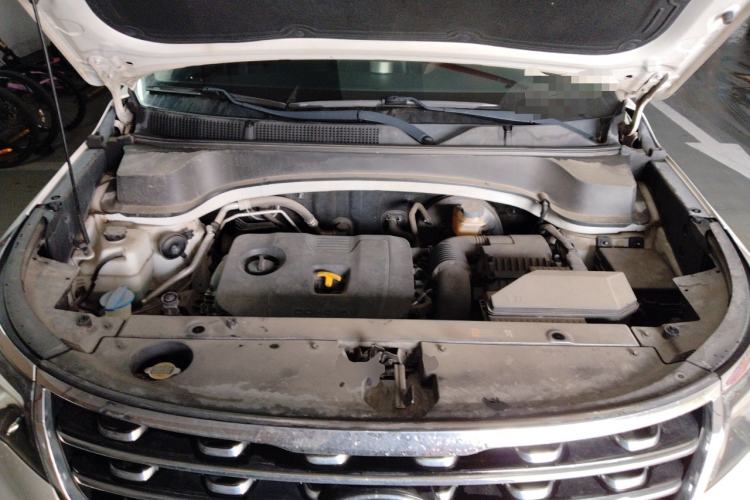 Used Kia Sportage R 2018 2.0L Automatic Smart Luxury Version China V Standard Engine Bay
