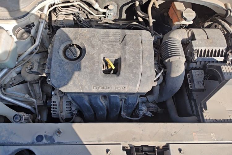 Used Kia Sportage R 2018 2.0L Automatic Smart Luxury Version China V Standard Engine Bay
