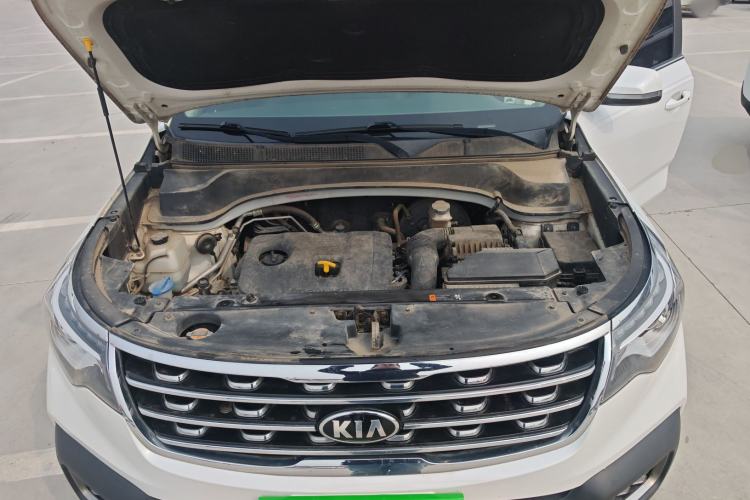 Used Kia Sportage R 2018 2.0L Automatic Smart Luxury Version China V Standard Engine Bay