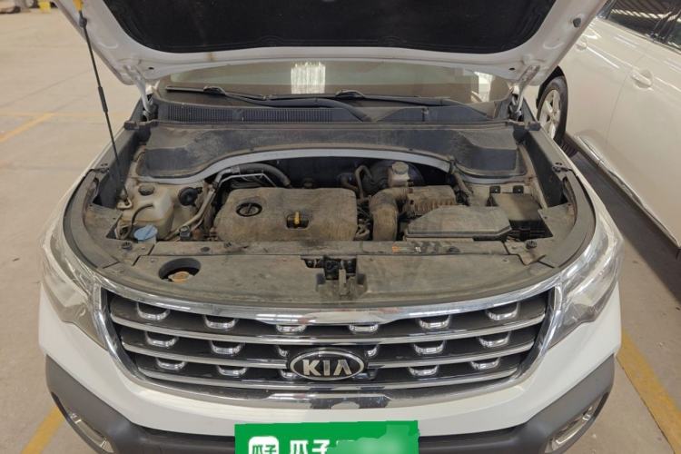 Used Kia Sportage R 2018 2.0L Automatic Smart Luxury Version China V Standard Engine Bay