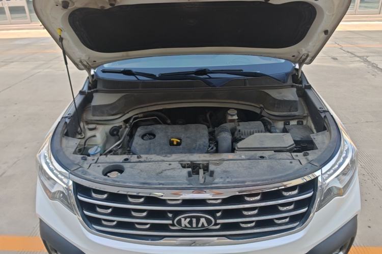 Used Kia Sportage R 2018 2.0L Automatic Smart Luxury Version China V Standard Engine Bay