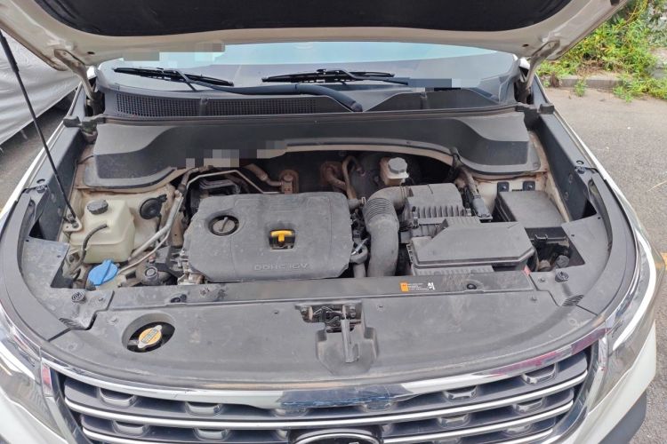 Used Kia Sportage R 2018 2.0L Automatic Smart Luxury Version China V Standard Engine Bay