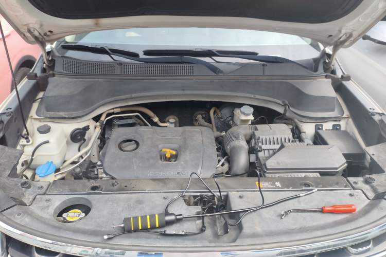 Used Kia Sportage R 2018 2.0L Automatic Smart Luxury Version China V Standard Engine Bay