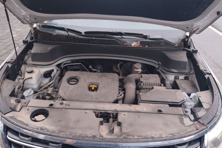 Used Kia Sportage R 2018 2.0L Automatic Smart Luxury Version China V Standard Engine Bay