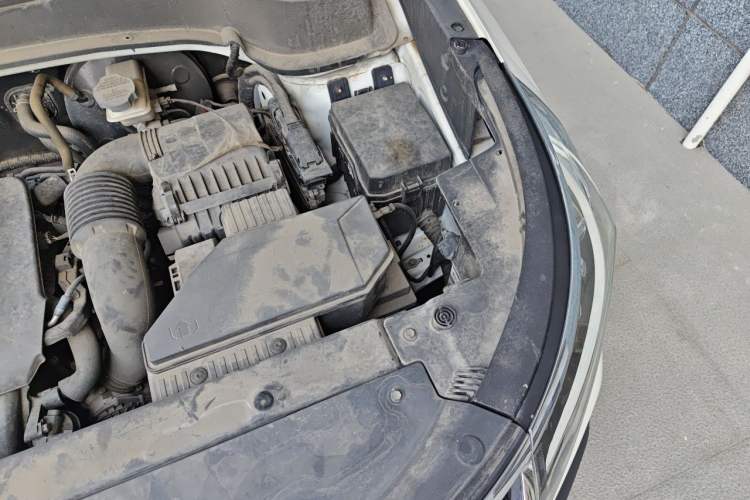 Used Kia Sportage R 2018 2.0L Automatic Smart Luxury Version China V Standard Engine Bay Left