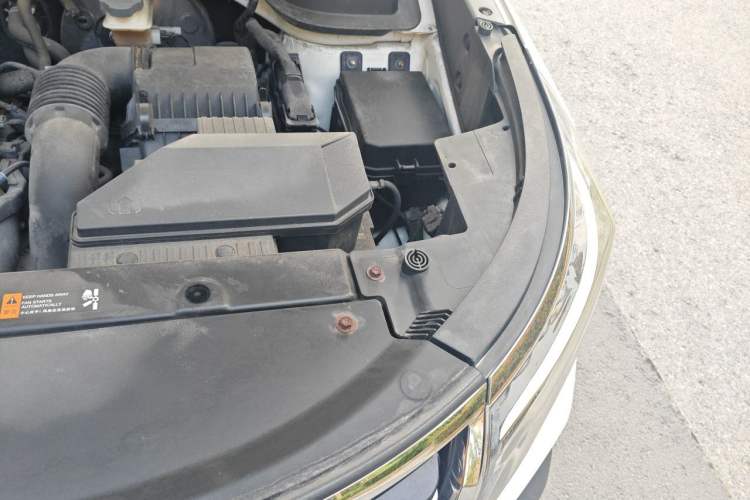 Used Kia Sportage R 2018 2.0L Automatic Smart Luxury Version China V Standard Engine Bay Left