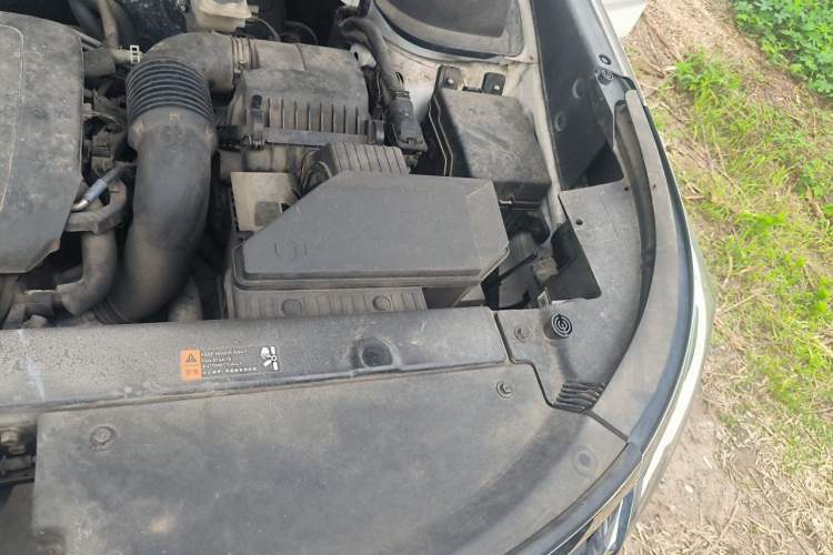 Used Kia Sportage R 2018 2.0L Automatic Smart Luxury Version China V Standard Engine Bay Left