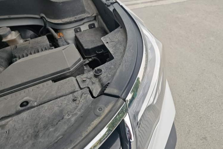 Used Kia Sportage R 2018 2.0L Automatic Smart Luxury Version China V Standard Engine Bay Left