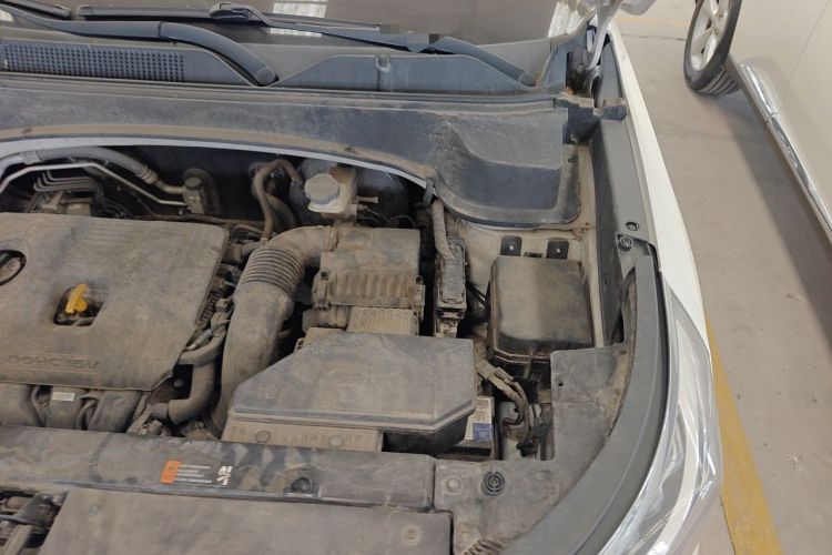 Used Kia Sportage R 2018 2.0L Automatic Smart Luxury Version China V Standard Engine Bay Left