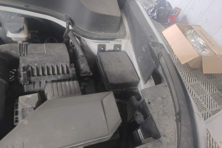 Used Kia Sportage R 2018 2.0L Automatic Smart Luxury Version China V Standard Engine Bay Left