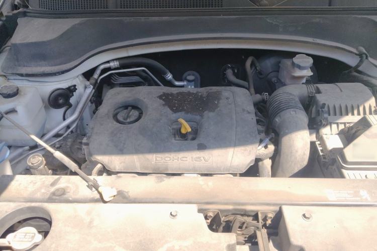 Used Kia Sportage R 2018 2.0L Automatic Smart Luxury Version China V Standard Engine Bay