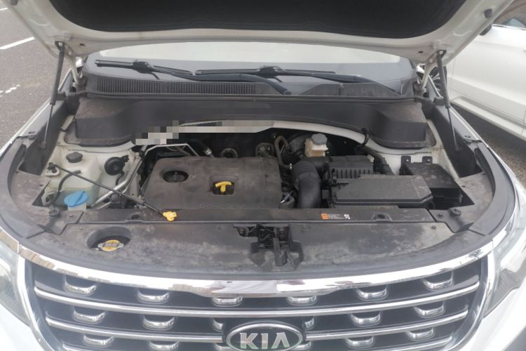 Used Kia Sportage R 2018 2.0L Automatic Smart Luxury Version China V Standard Engine Bay