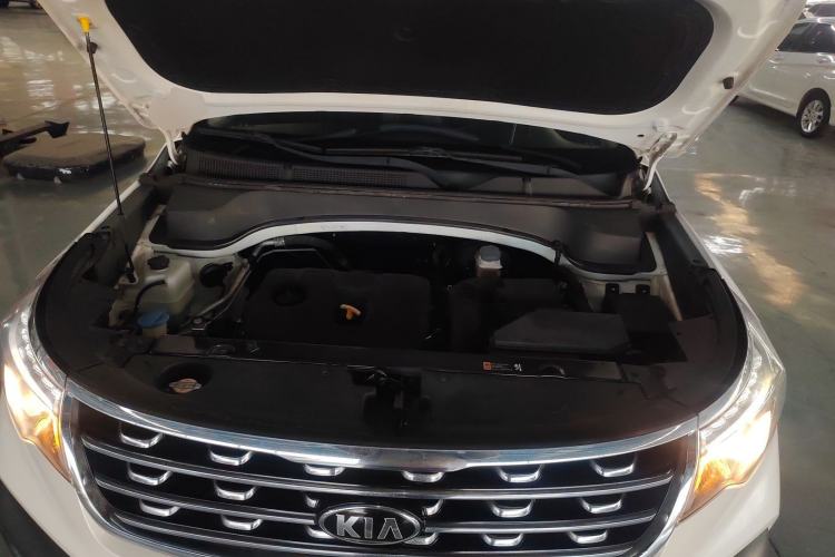 Used Kia Sportage R 2018 2.0L Automatic Smart Luxury Version China V Standard Engine Bay