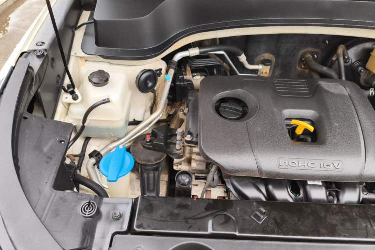 Used Kia Sportage R 2018 2.0L Automatic Smart Luxury Version China V Standard Engine Bay Right
