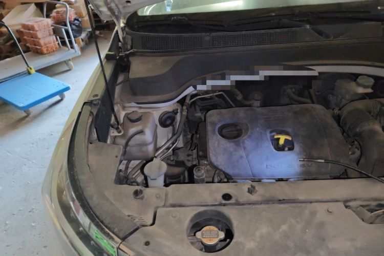 Used Kia Sportage R 2018 2.0L Automatic Smart Luxury Version China V Standard Engine Bay Right