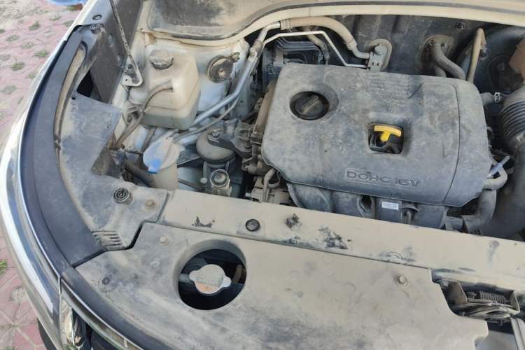 Used Kia Sportage R 2018 2.0L Automatic Smart Luxury Version China V Standard Engine Bay Right