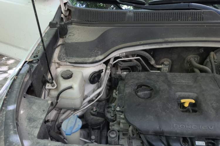 Used Kia Sportage R 2018 2.0L Automatic Smart Luxury Version China V Standard Engine Bay Right