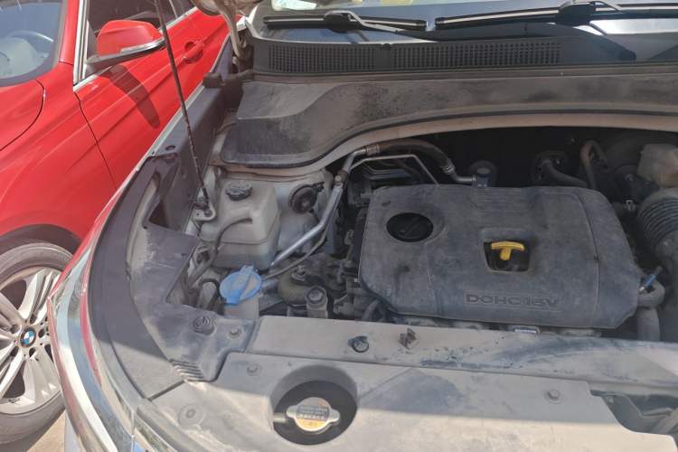 Used Kia Sportage R 2018 2.0L Automatic Smart Luxury Version China V Standard Engine Bay Right