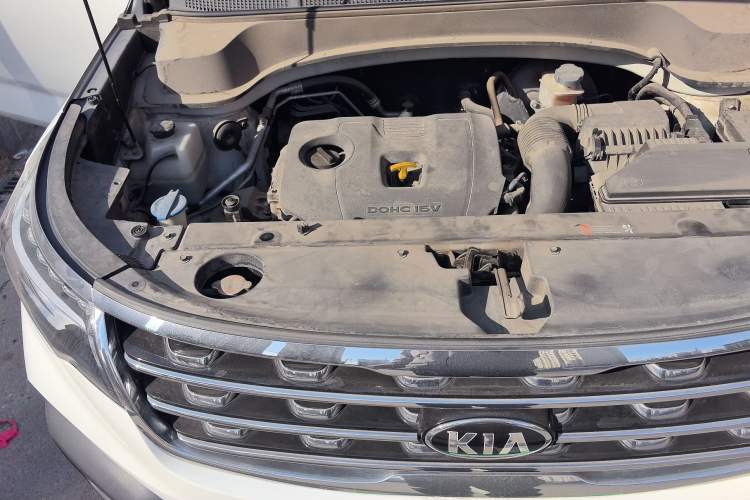 Used Kia Sportage R 2018 2.0L Automatic Smart Luxury Version China V Standard Engine Bay Right