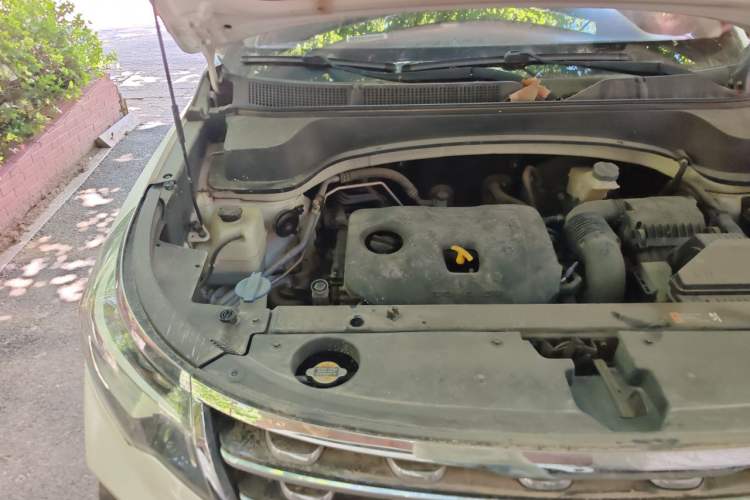 Used Kia Sportage R 2018 2.0L Automatic Smart Luxury Version China V Standard Engine Bay Right
