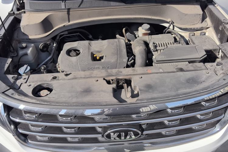 Used Kia Sportage R 2018 2.0L Automatic Smart Luxury Version China V Standard Engine Bay