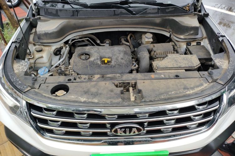 Used Kia Sportage R 2018 2.0L Automatic Smart Luxury Version China V Standard Engine Bay