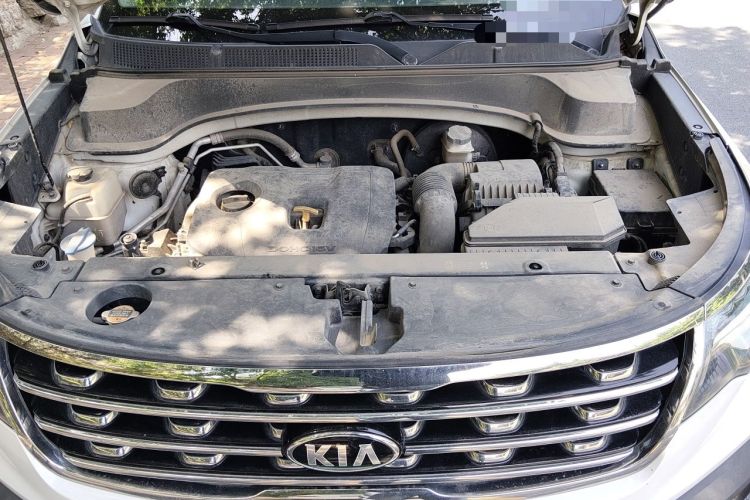 Used Kia Sportage R 2018 2.0L Automatic Smart Luxury Version China V Standard Engine Bay