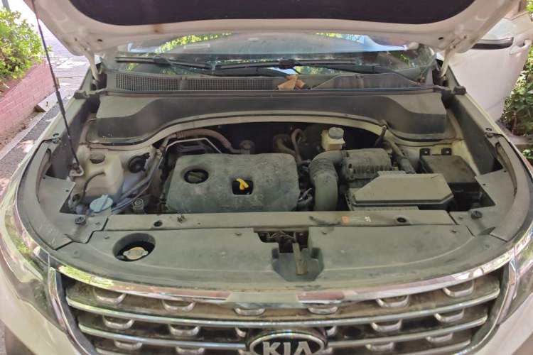 Used Kia Sportage R 2018 2.0L Automatic Smart Luxury Version China V Standard Engine Bay