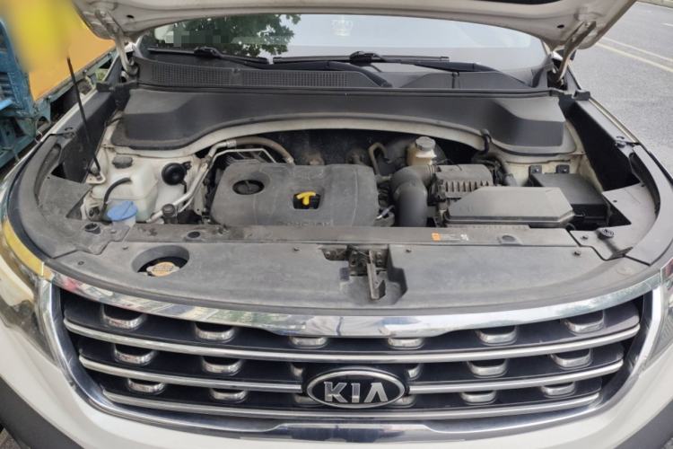 Used Kia Sportage R 2018 2.0L Automatic Smart Luxury Version China V Standard Engine Bay